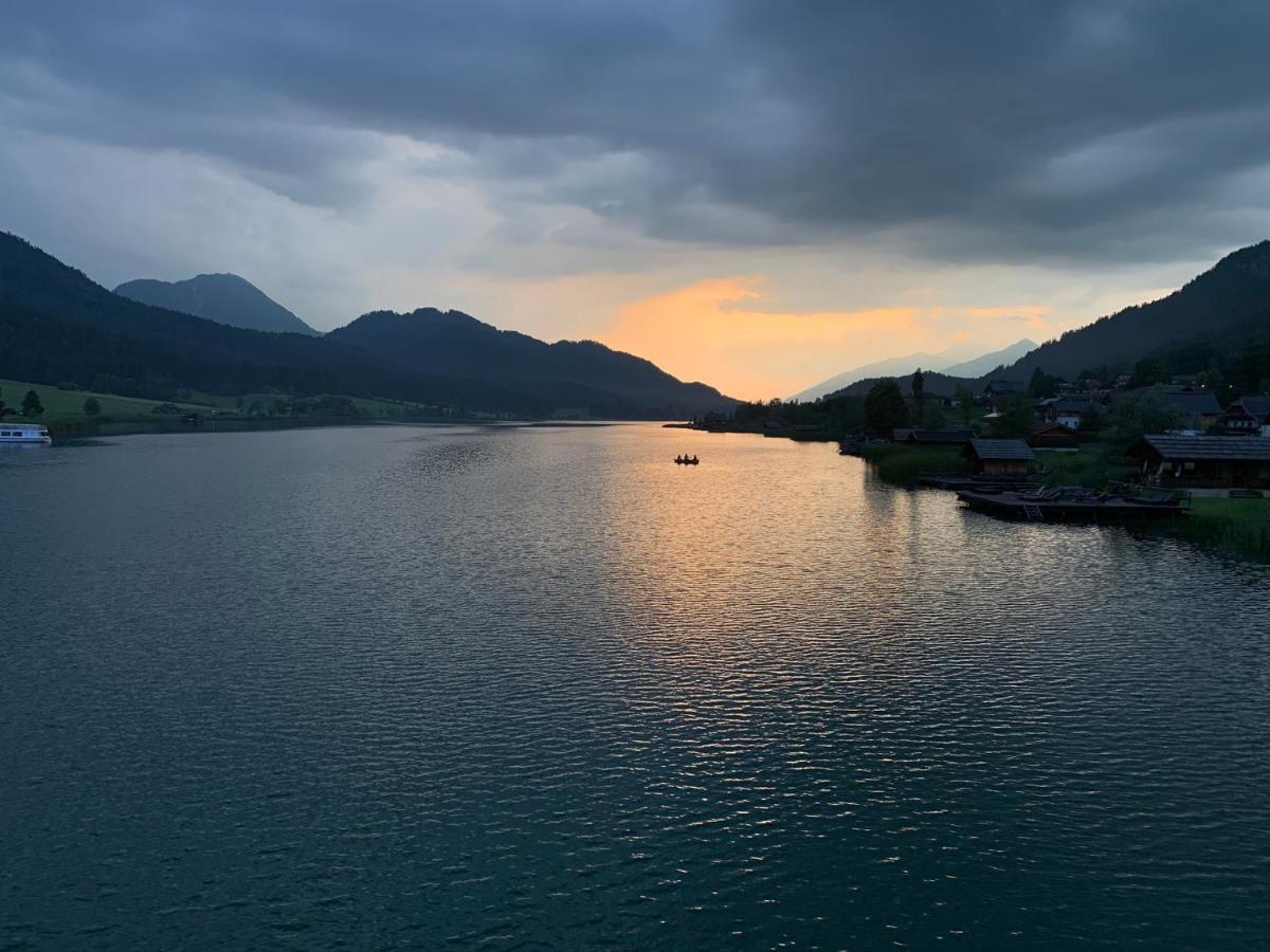 Haus Waldblick Apartment Weissensee Bagian luar foto