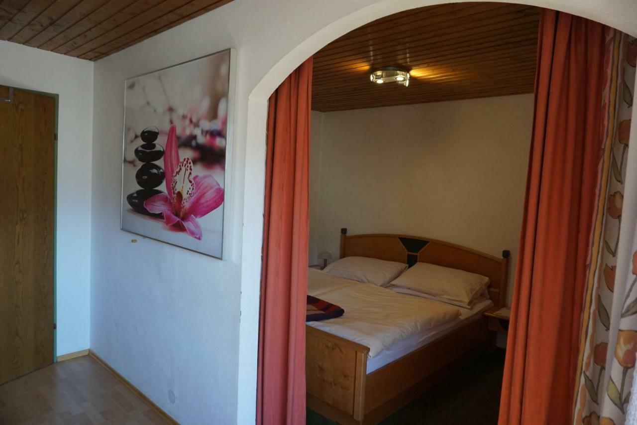 Haus Waldblick Apartment Weissensee Bagian luar foto
