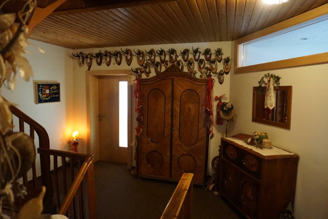 Haus Waldblick Apartment Weissensee Bagian luar foto
