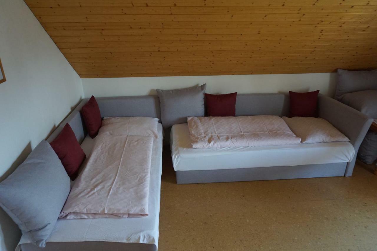 Haus Waldblick Apartment Weissensee Bagian luar foto