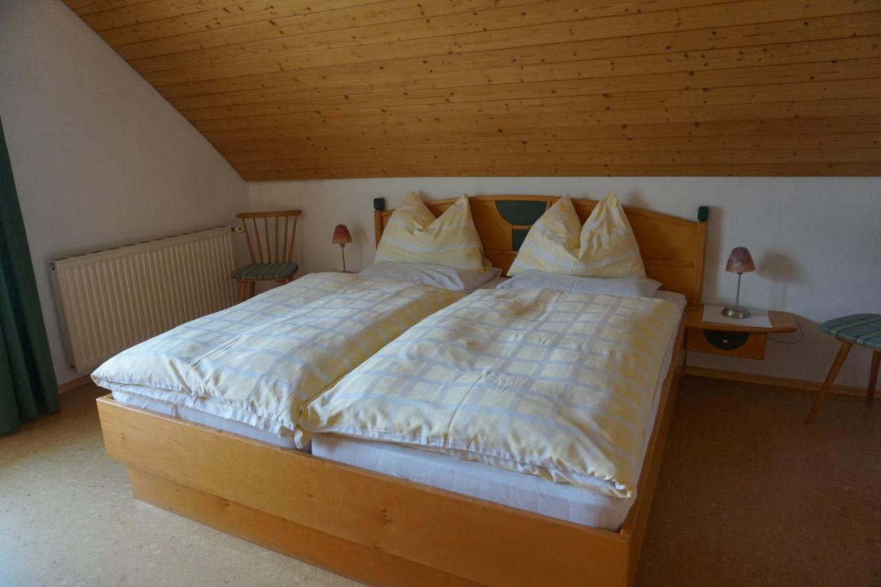 Haus Waldblick Apartment Weissensee Bagian luar foto